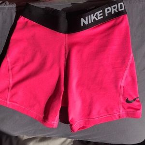 Children’s Large Nike active shorts